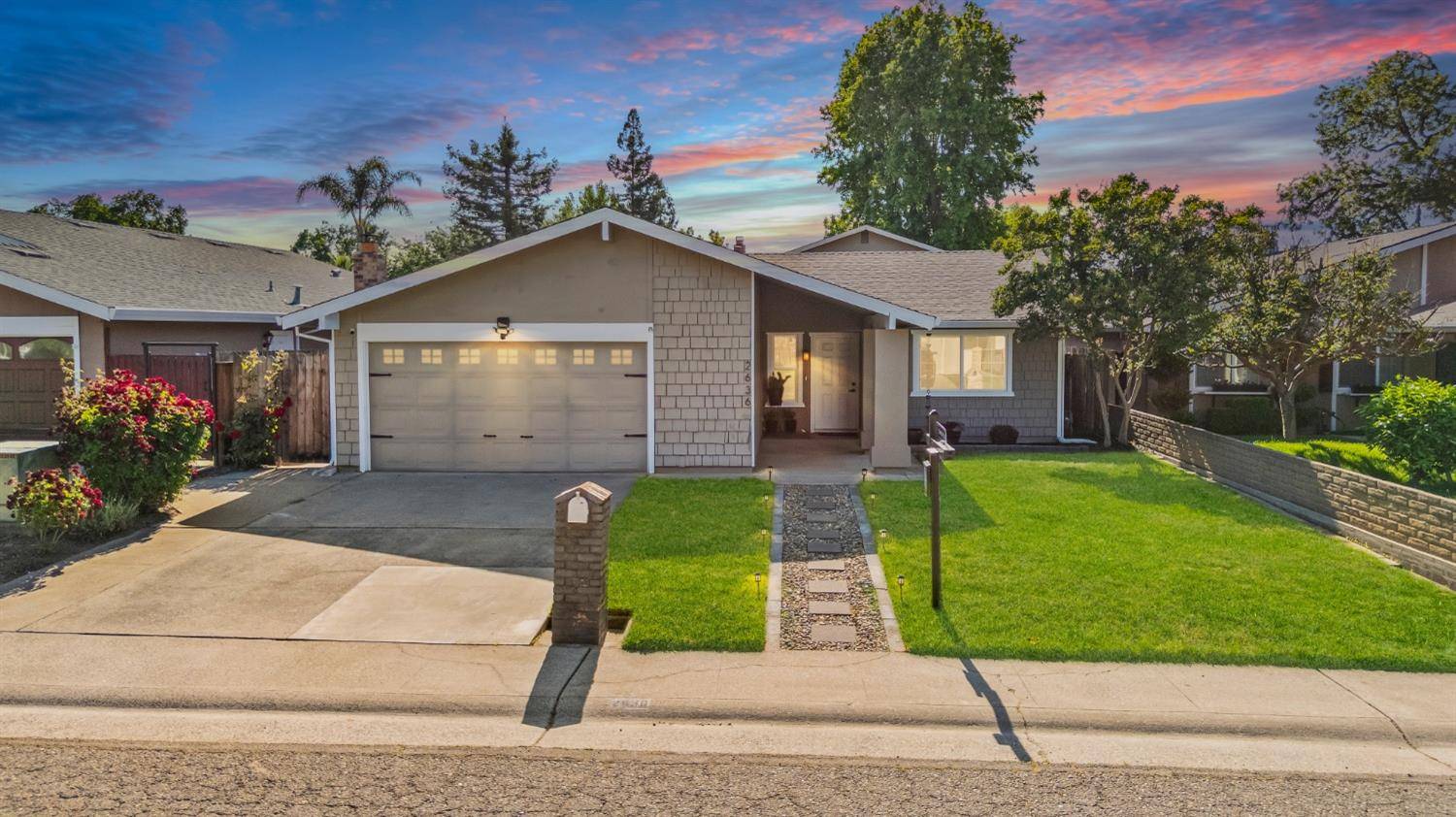 Sacramento, CA 95827,2636 Kansas WAY