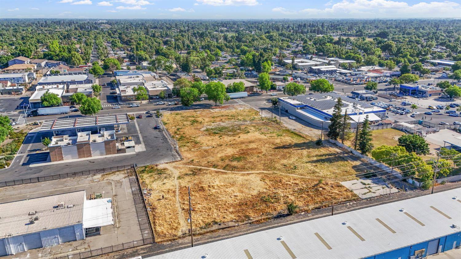 Modesto, CA 95354,1332 Yosemite BLVD
