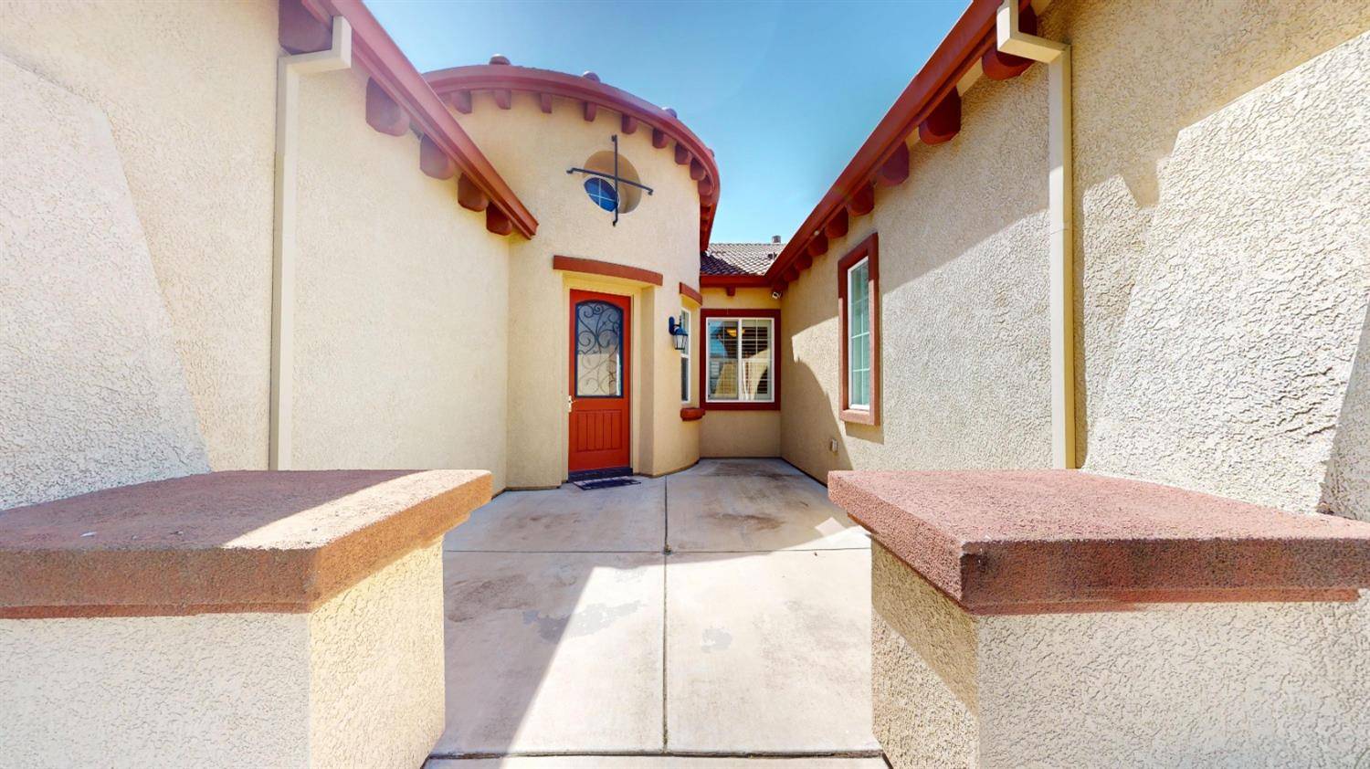 Manteca, CA 95336,804 Freedom Point WAY