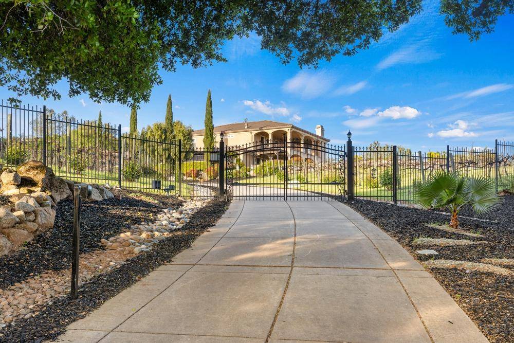 Penryn, CA 95663,7543 Old Pear Hill LN