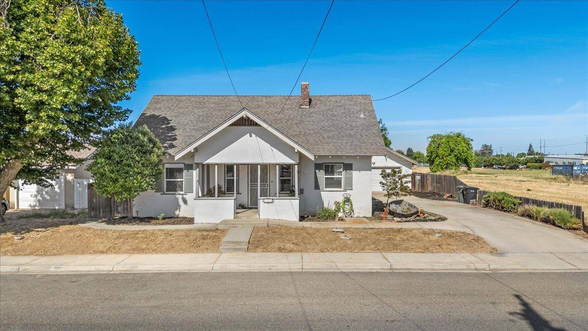 Waterford, CA 95386,209 S Pasadena AVE