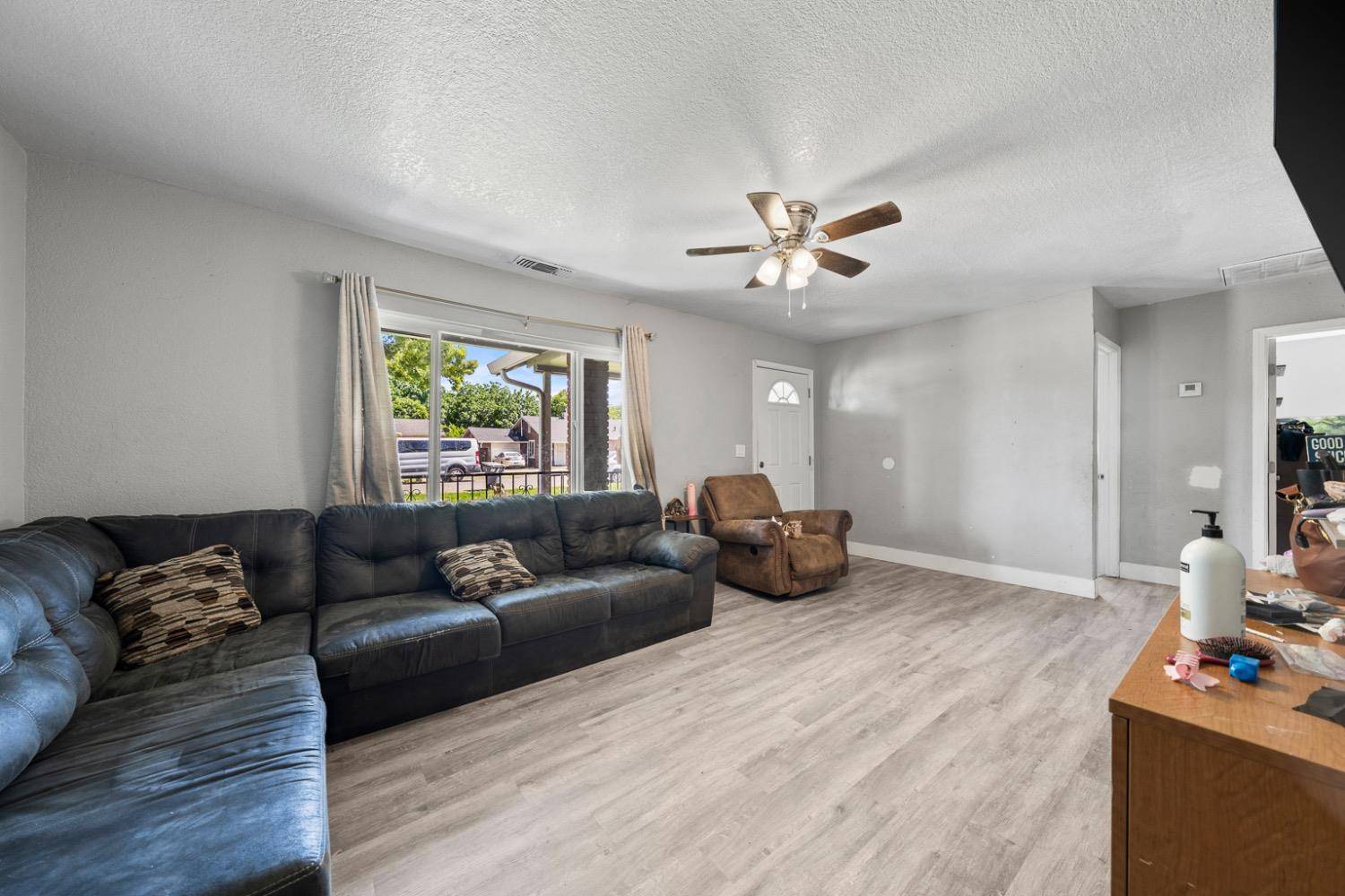 Olivehurst, CA 95961,1013 Jay ST