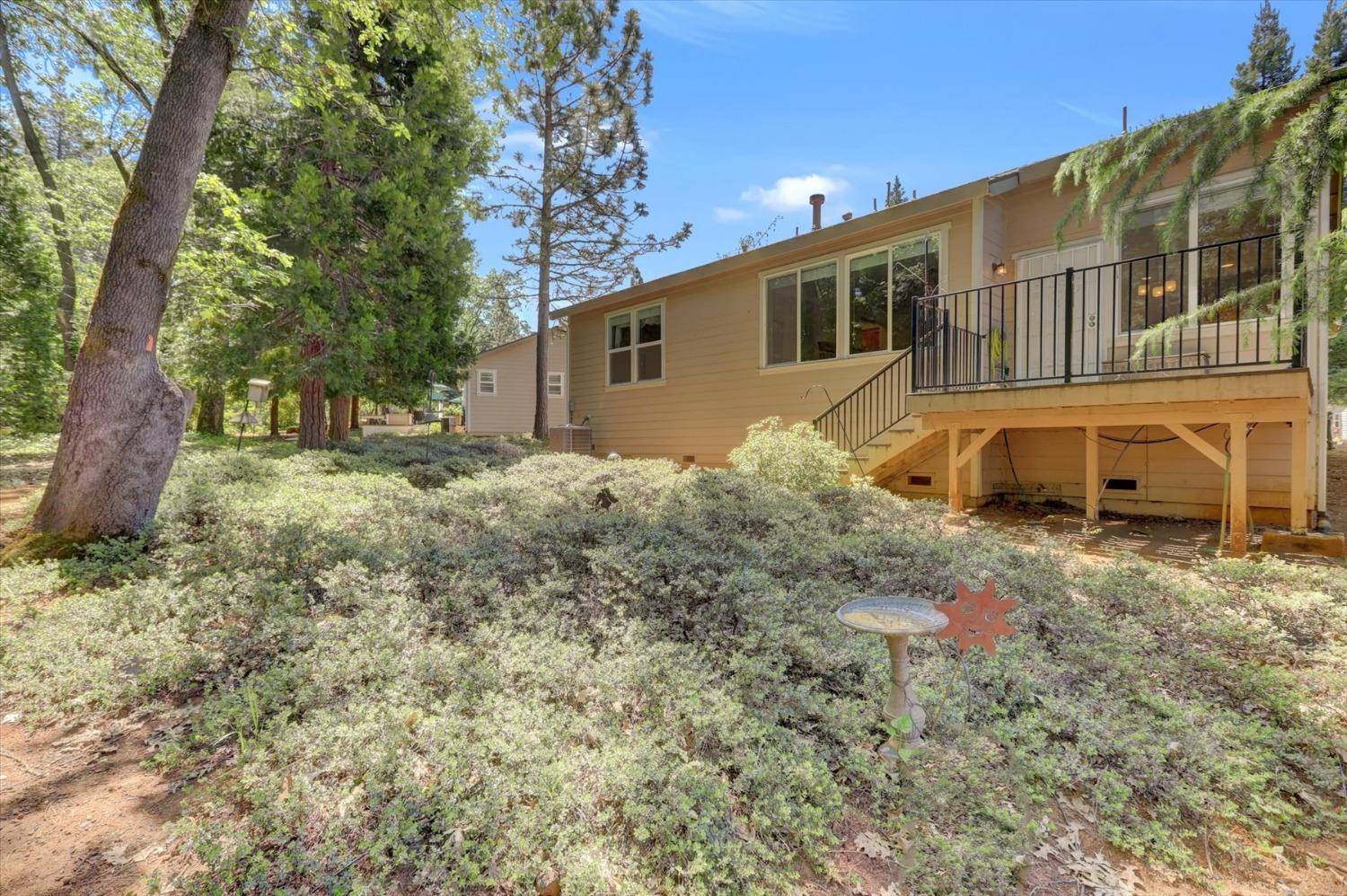 Grass Valley, CA 95945,142 Sparrow CIR