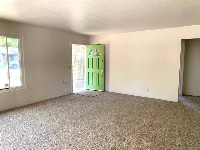 Turlock, CA 95380,426 Flower ST
