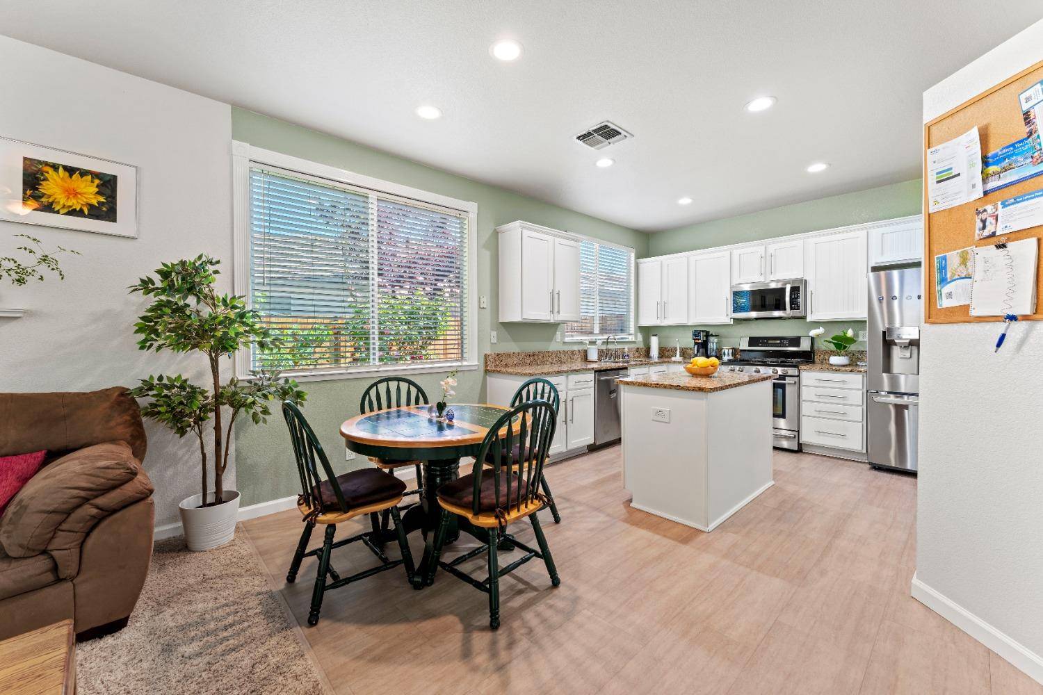 Roseville, CA 95678,26 Bridgeford CT