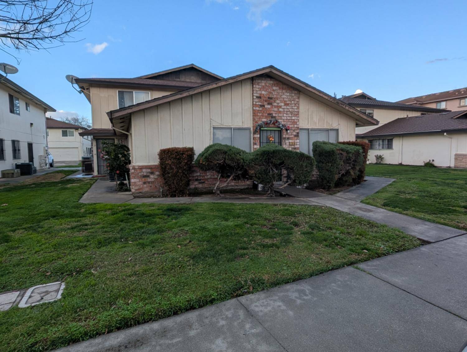 Stockton, CA 95203,2919 TOYON DR #1
