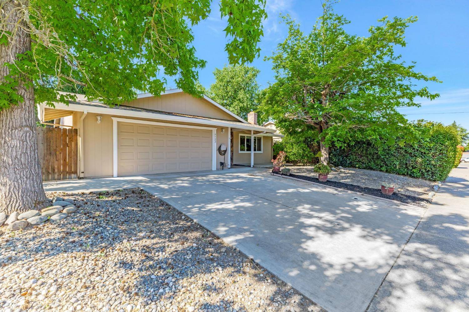 Citrus Heights, CA 95621,6522 Woodpark WAY