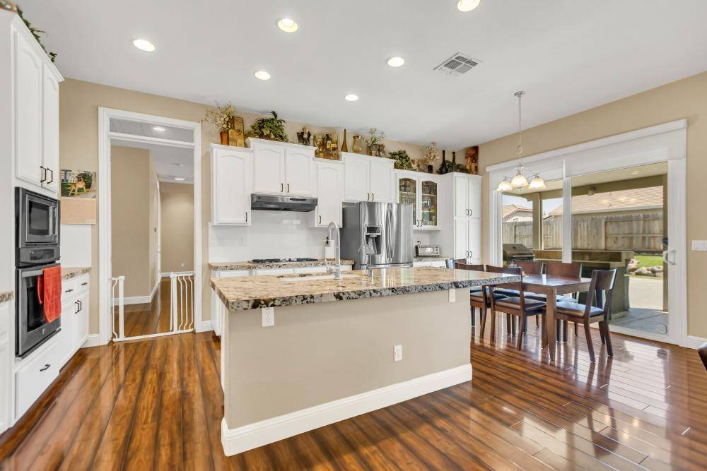 Galt, CA 95632,929 Jordine WAY