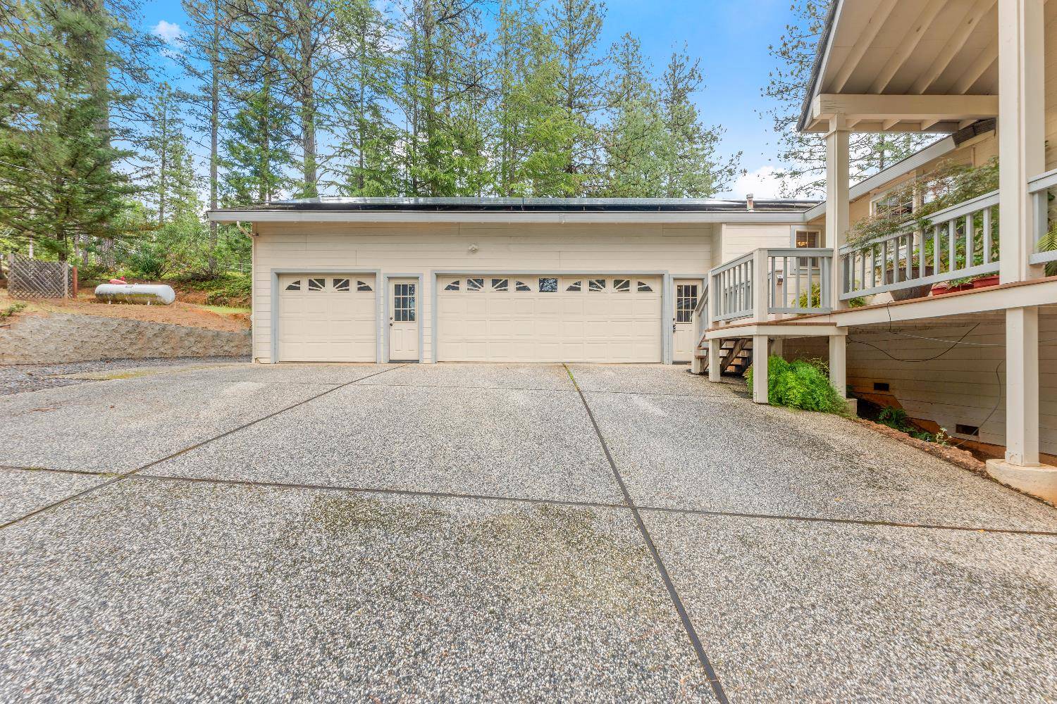 Grass Valley, CA 95949,15805 Carrie DR
