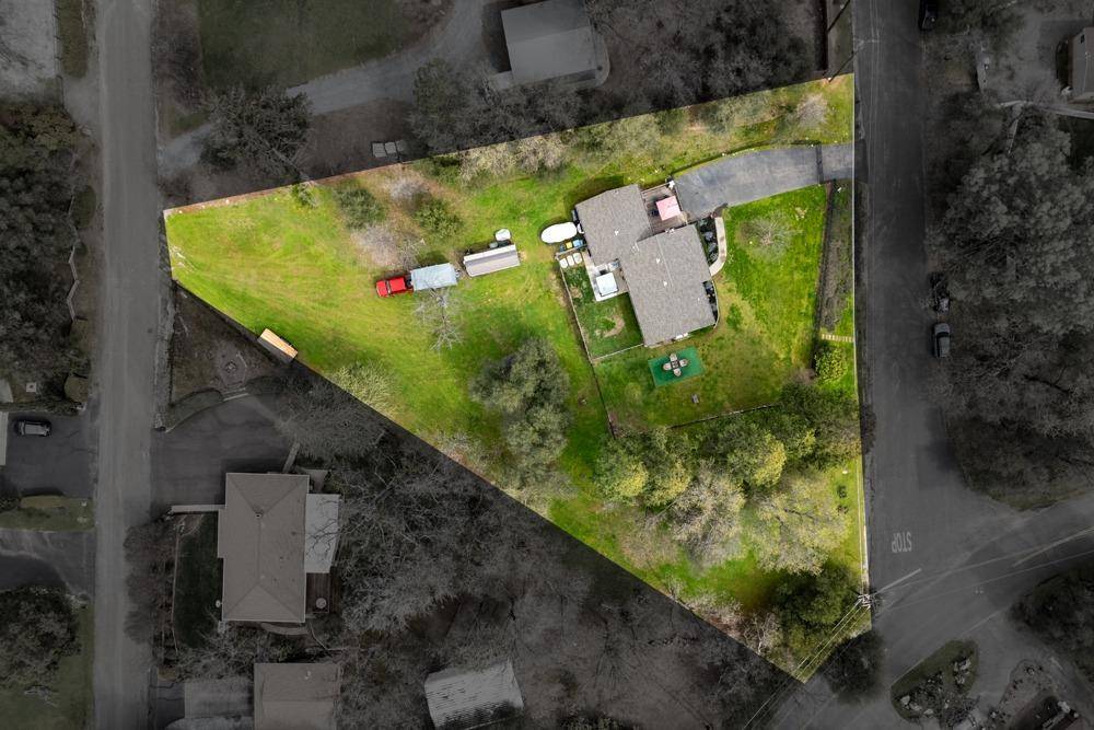 Diamond Springs, CA 95619,581 Crestview DR