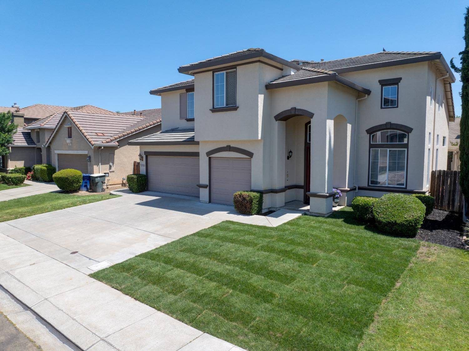 Modesto, CA 95356,4008 Calais