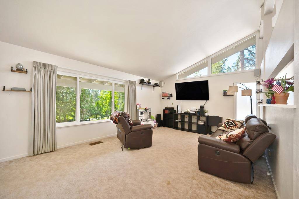 Grass Valley, CA 95949,13397 Devin LN
