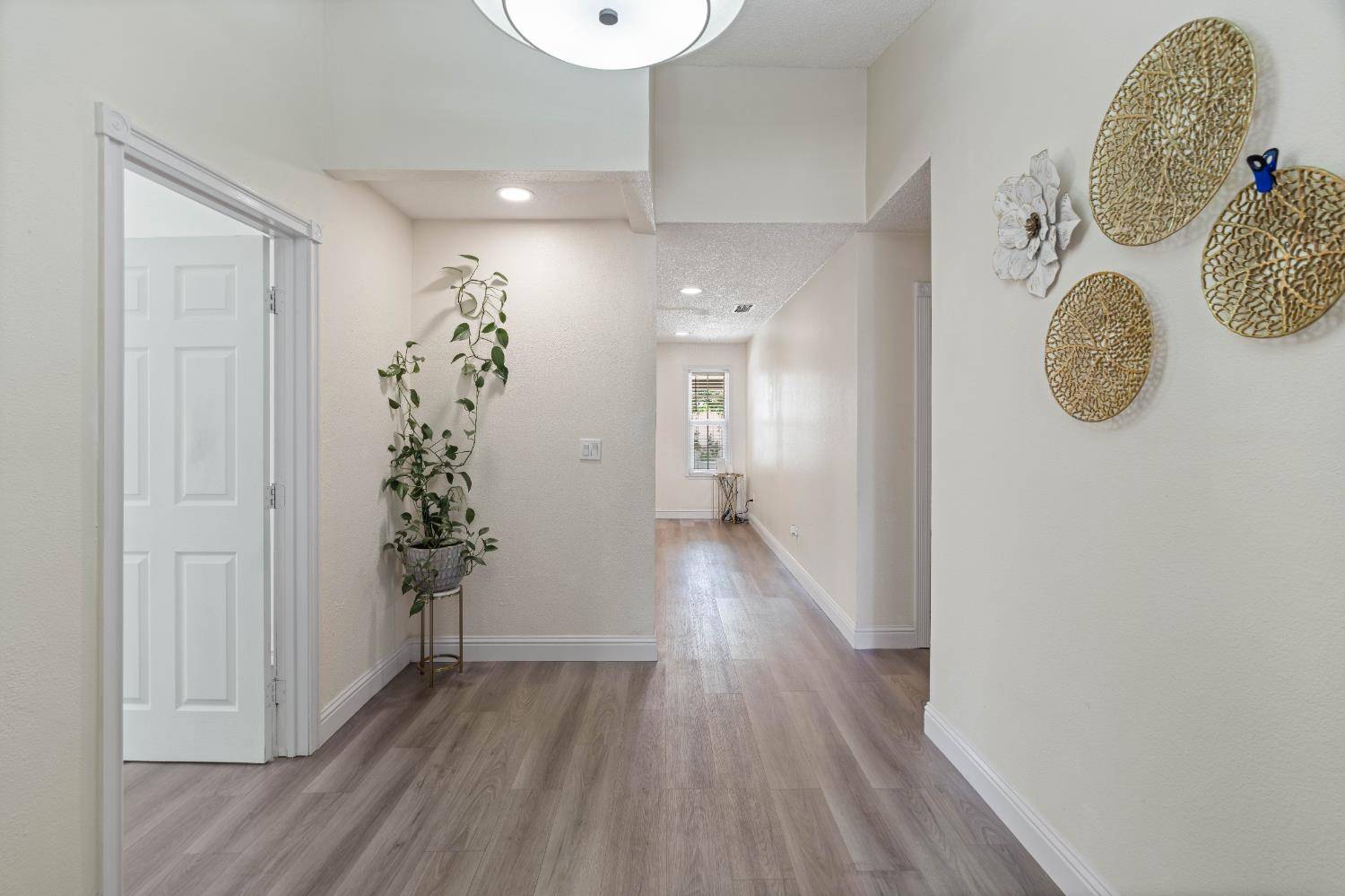 Sacramento, CA 95828,8200 Cottonfield WAY