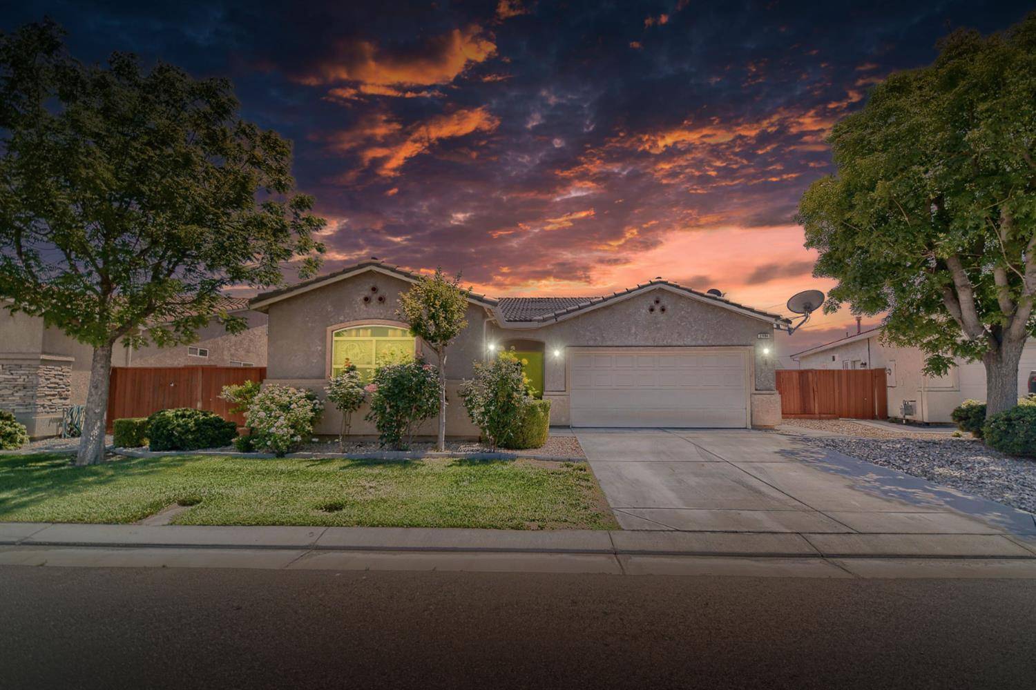 Los Banos, CA 93635,2994 La Vina CIR