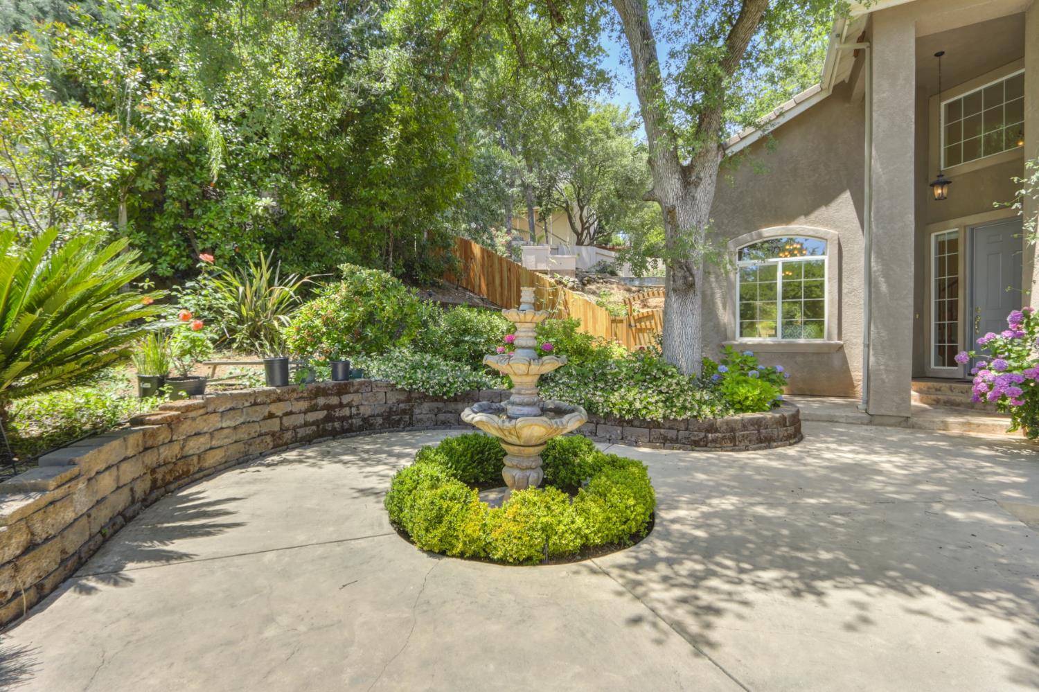 El Dorado Hills, CA 95762,3452 Tah Nee WAY