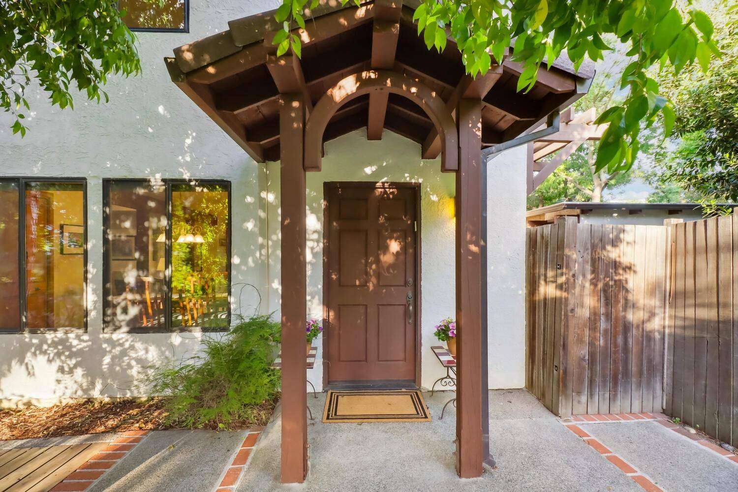 Davis, CA 95616,2323 Elendil LN