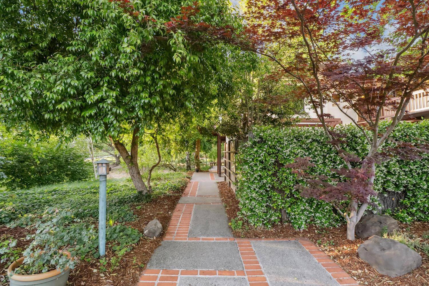 Davis, CA 95616,2323 Elendil LN