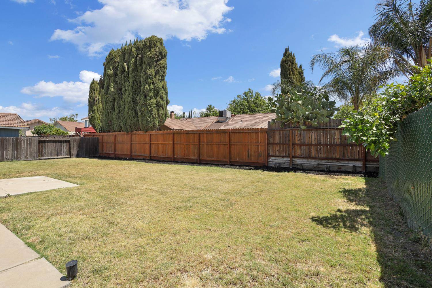 Tracy, CA 95376,2910 Lincoln Blvd.