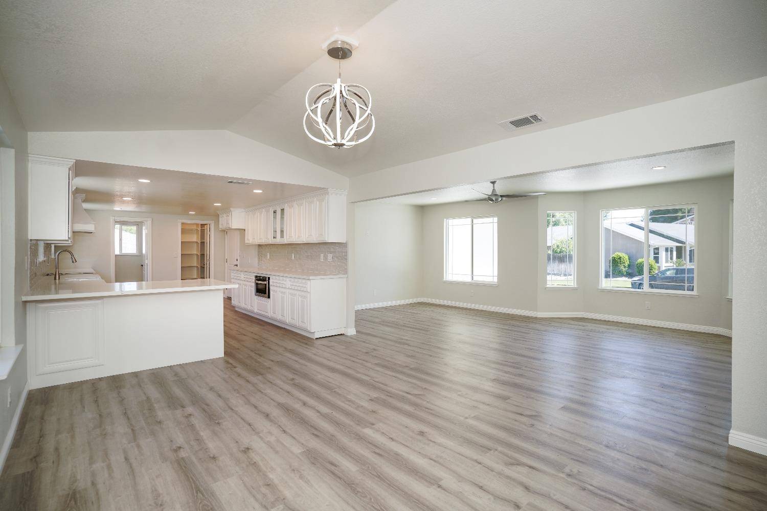 Orangevale, CA 95662,6033 Dahboy WAY