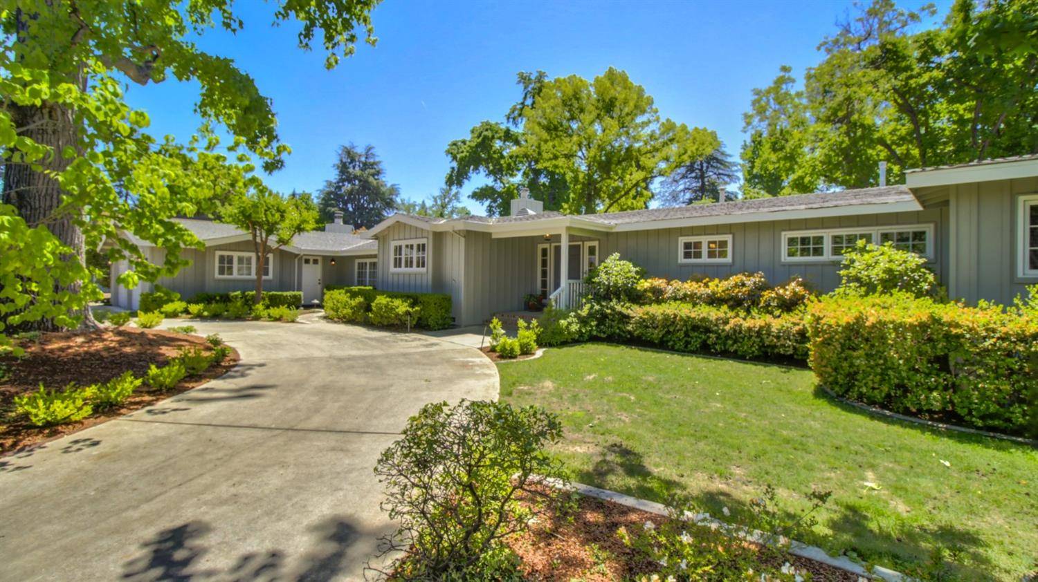 Carmichael, CA 95608,5544 Linda LN