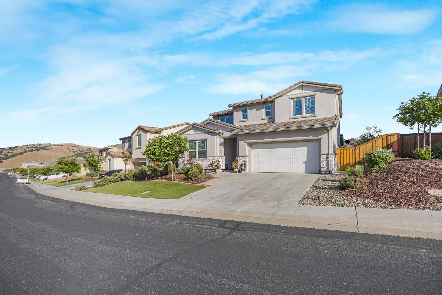 Patterson, CA 95363,21244 Grapevine