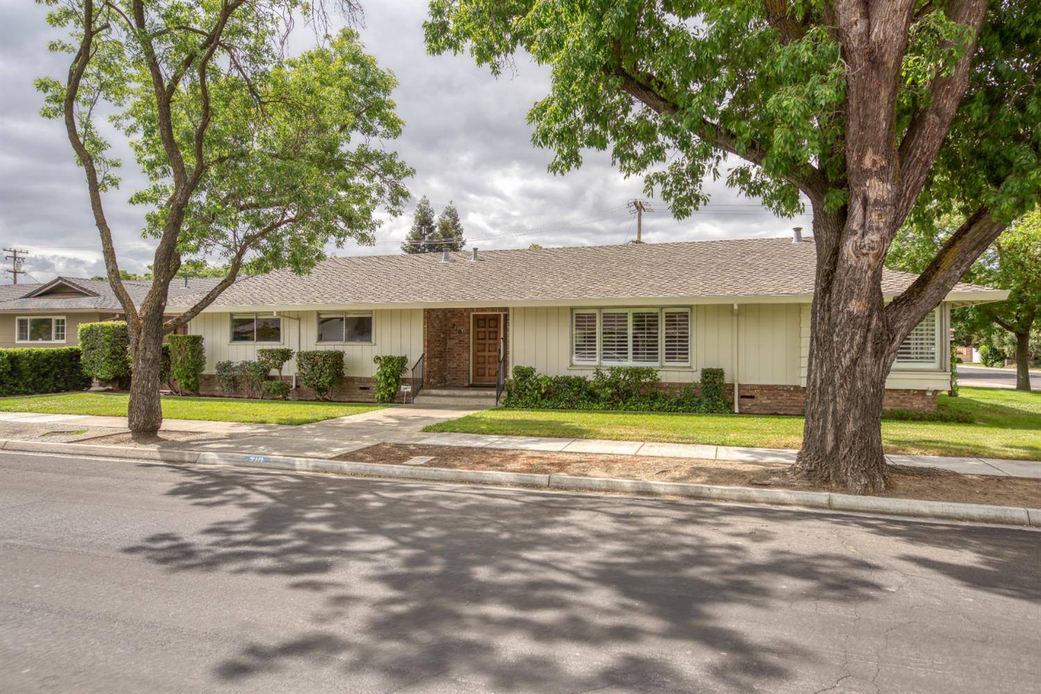 Modesto, CA 95350,710 Leveland