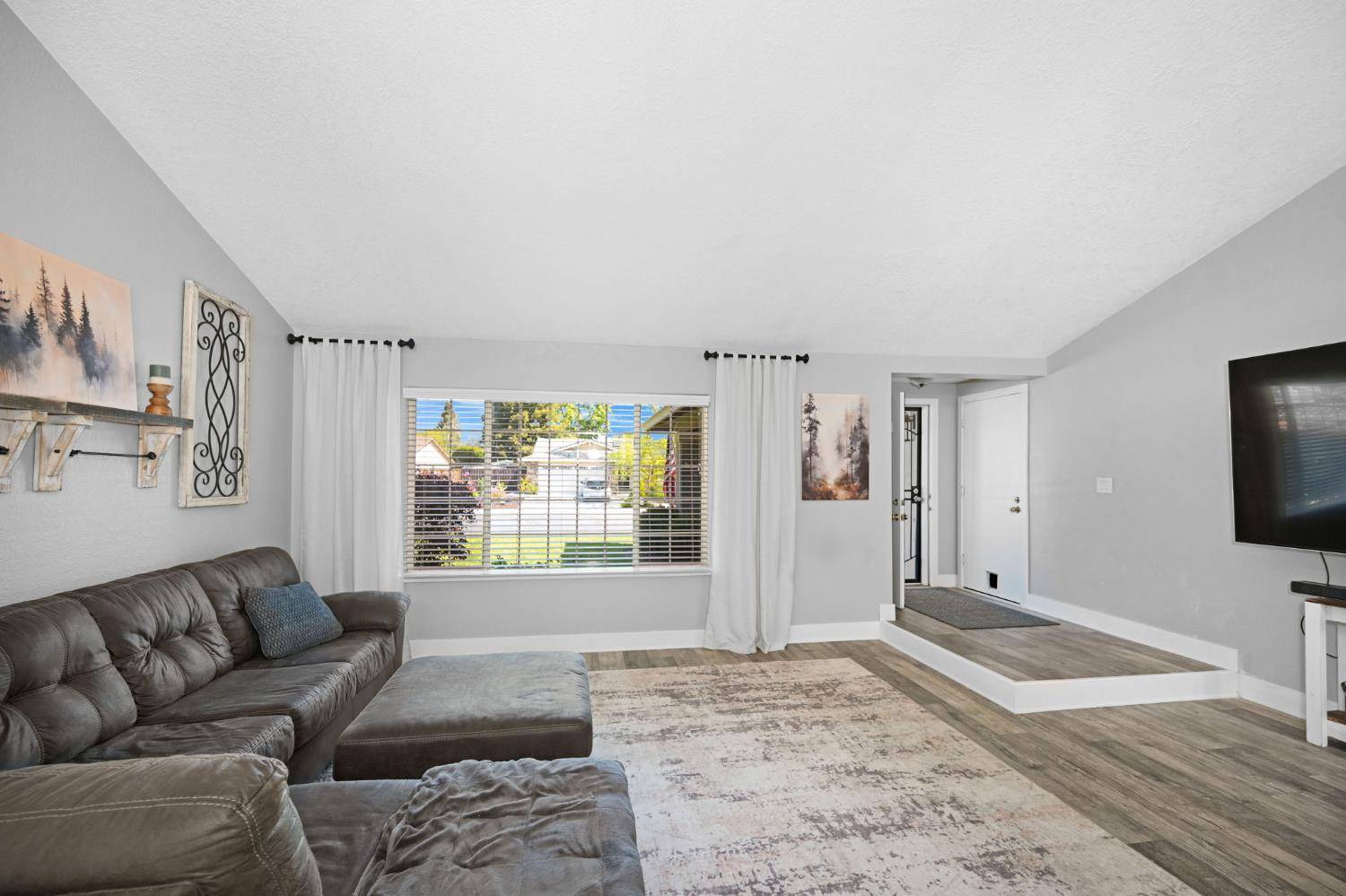 Livermore, CA 94550,5325 LENORE AVE