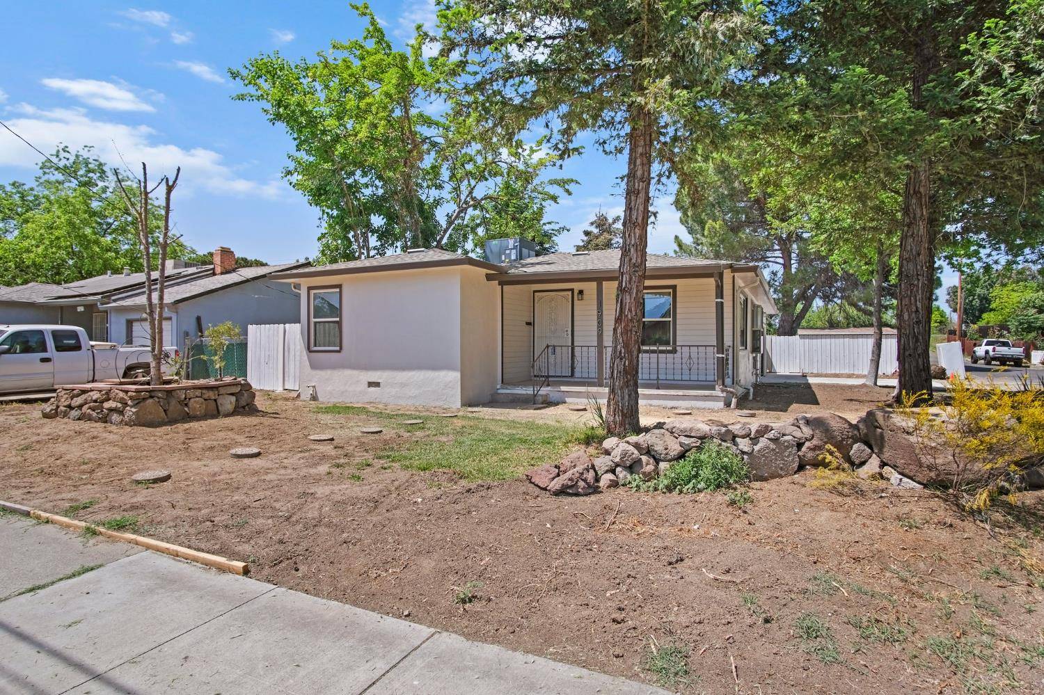Stockton, CA 95203,1909 W Harding WAY