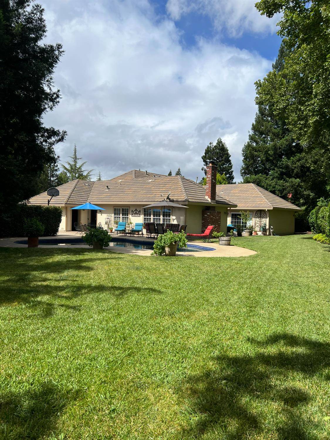 Elk Grove, CA 95624,8867 Chex CT