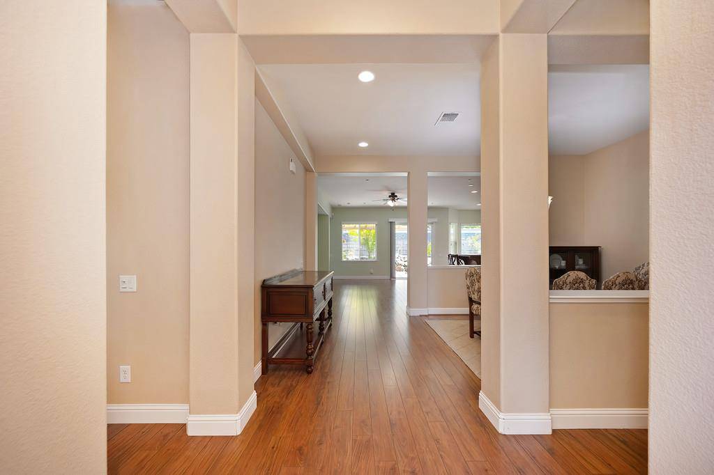 Roseville, CA 95747,2241 Coryton LN
