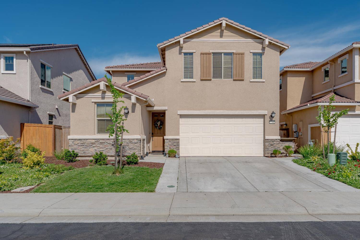 Antelope, CA 95843,7744 Pullet CT