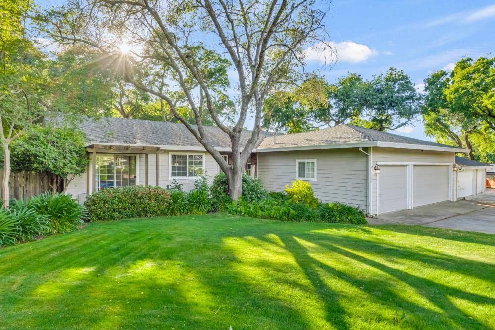 El Dorado Hills, CA 95762,3106 Latham LN