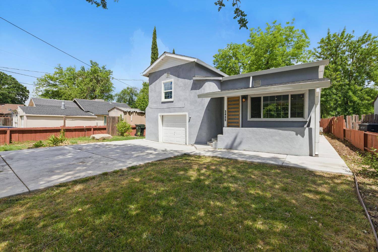 Sacramento, CA 95838,3435 Montrose ST