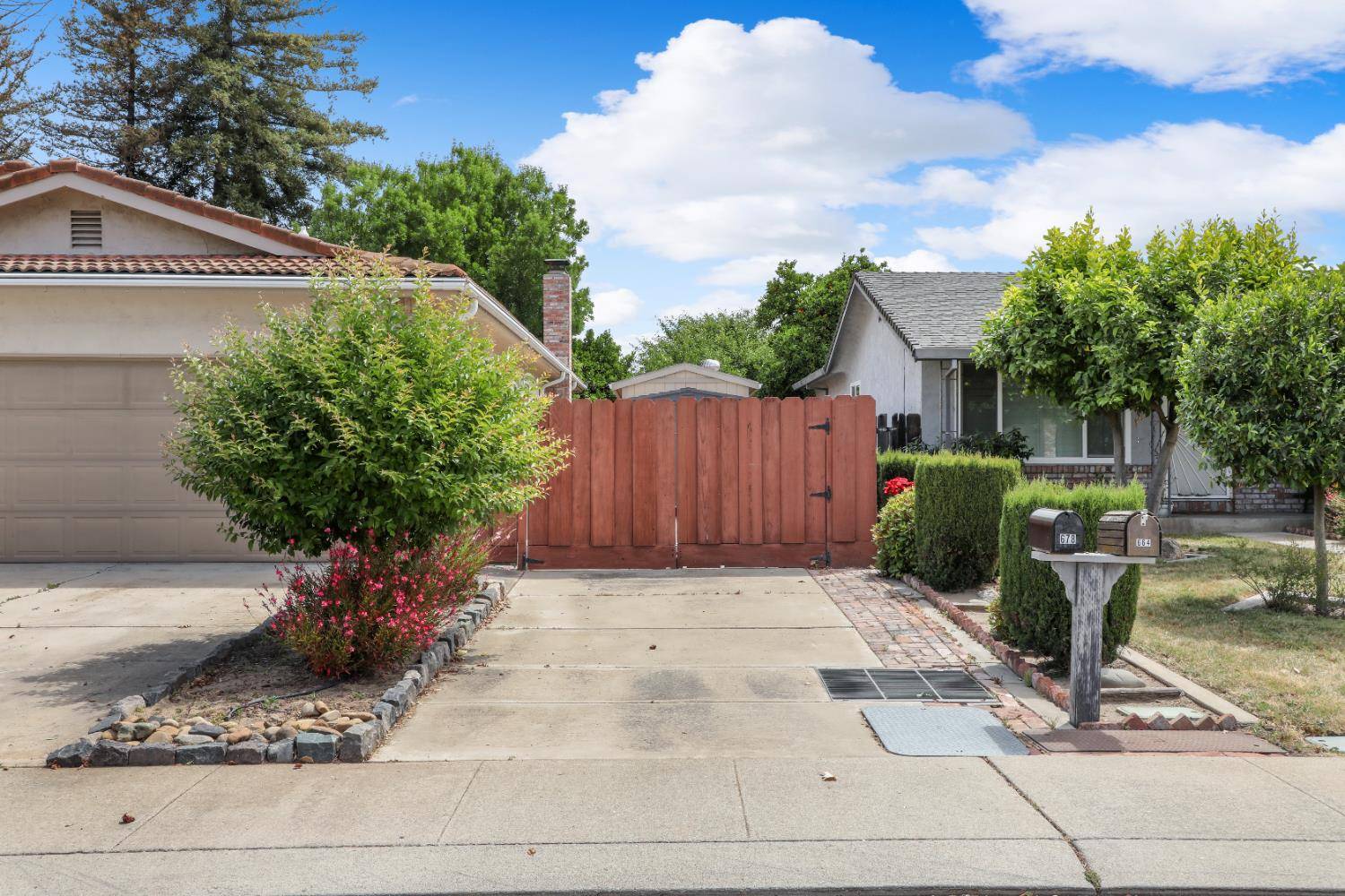 Manteca, CA 95336,678 Emerald PL