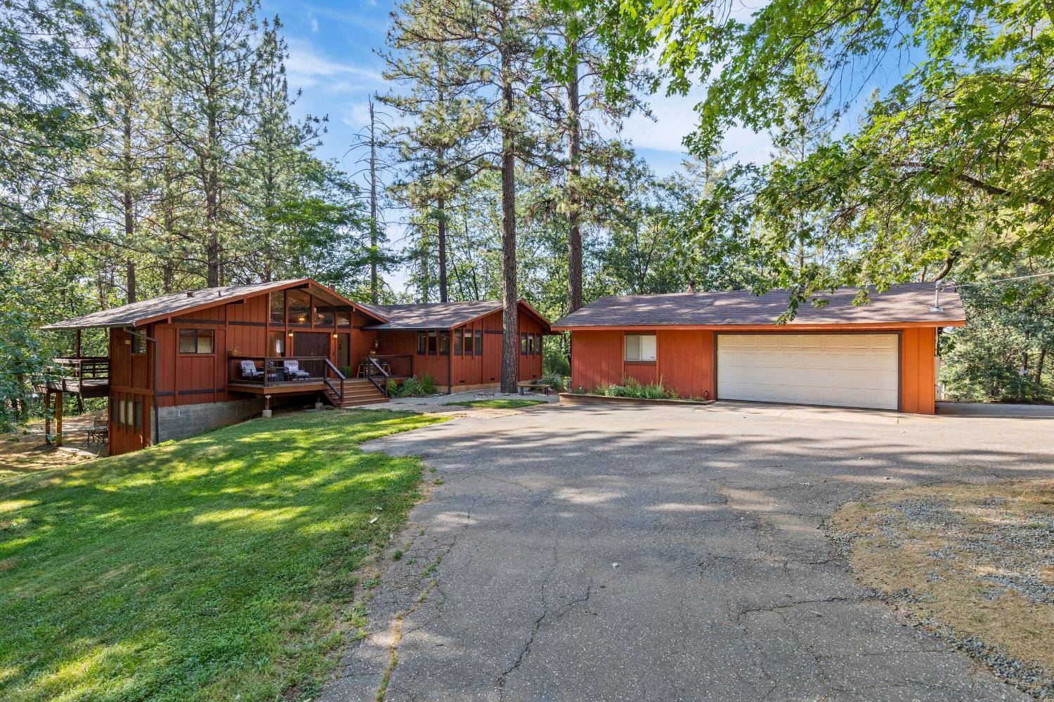 Meadow Vista, CA 95722,660 Cole RD