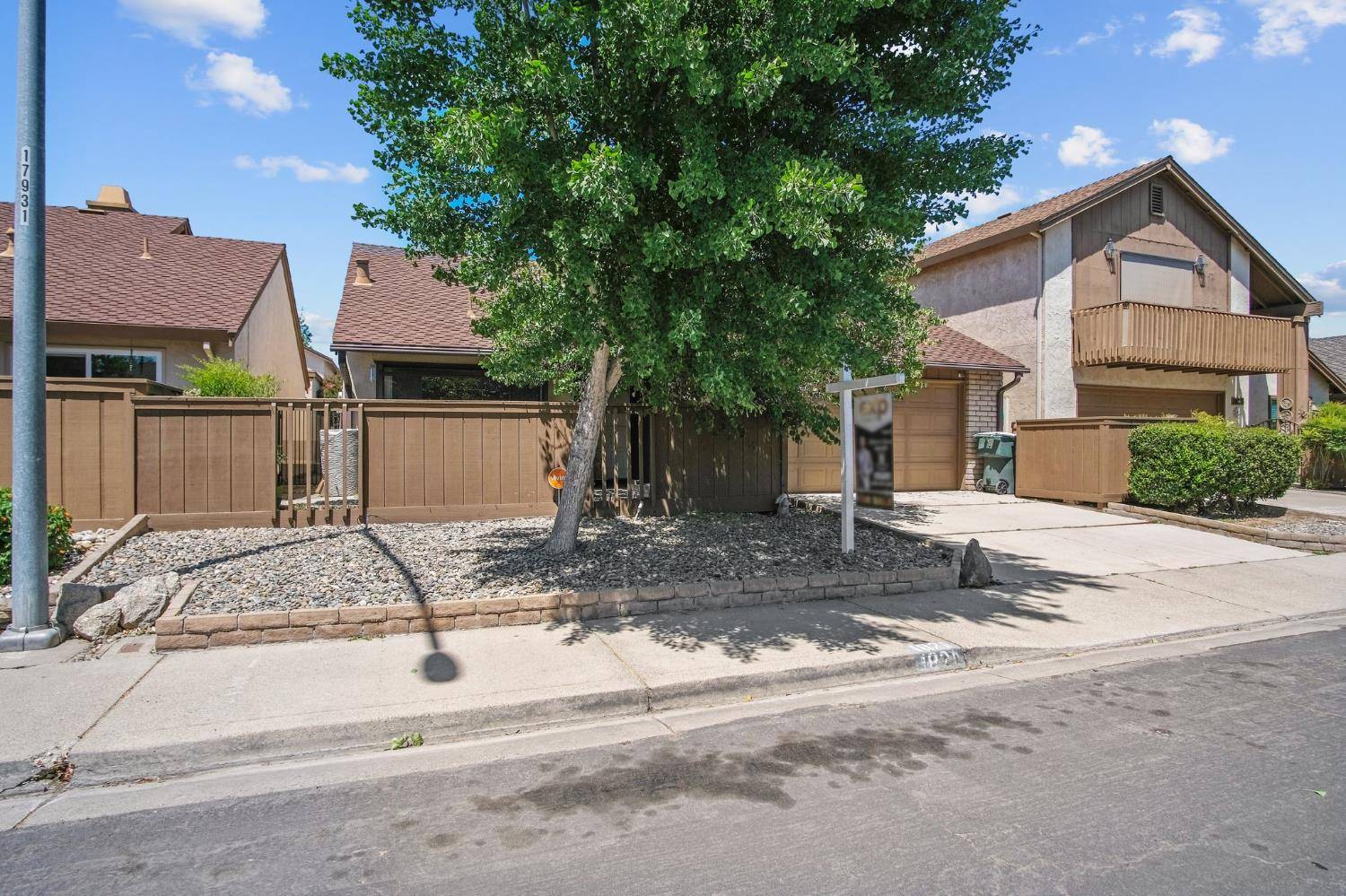 Modesto, CA 95354,1821 Laurel Oak DR