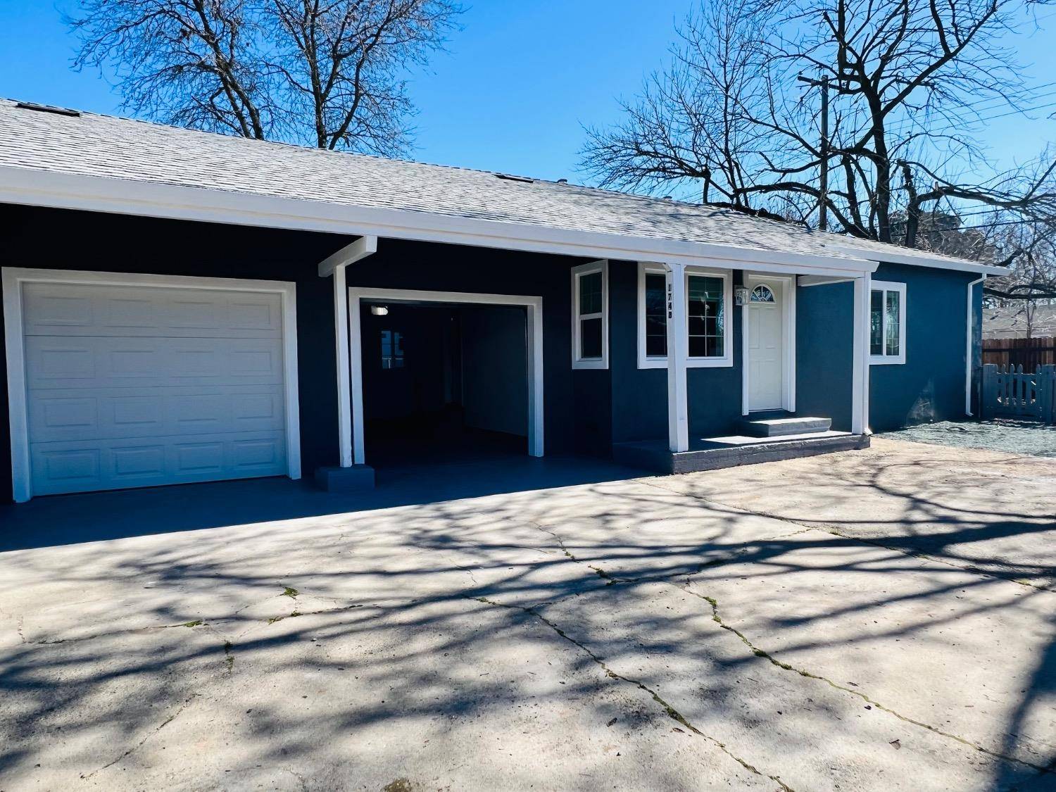 Sacramento, CA 95838,1748 South AVE