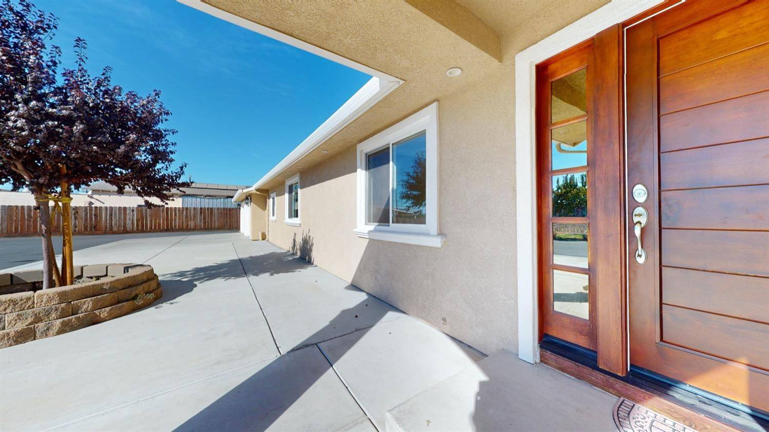 Modesto, CA 95357,6237 Yosemite BLVD