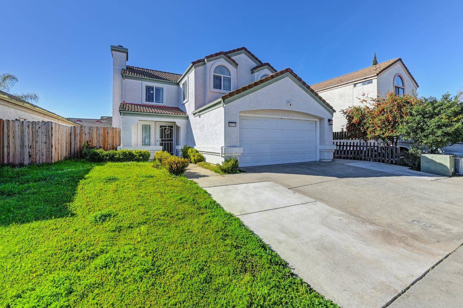 Sacramento, CA 95828,8924 La Margarita WAY