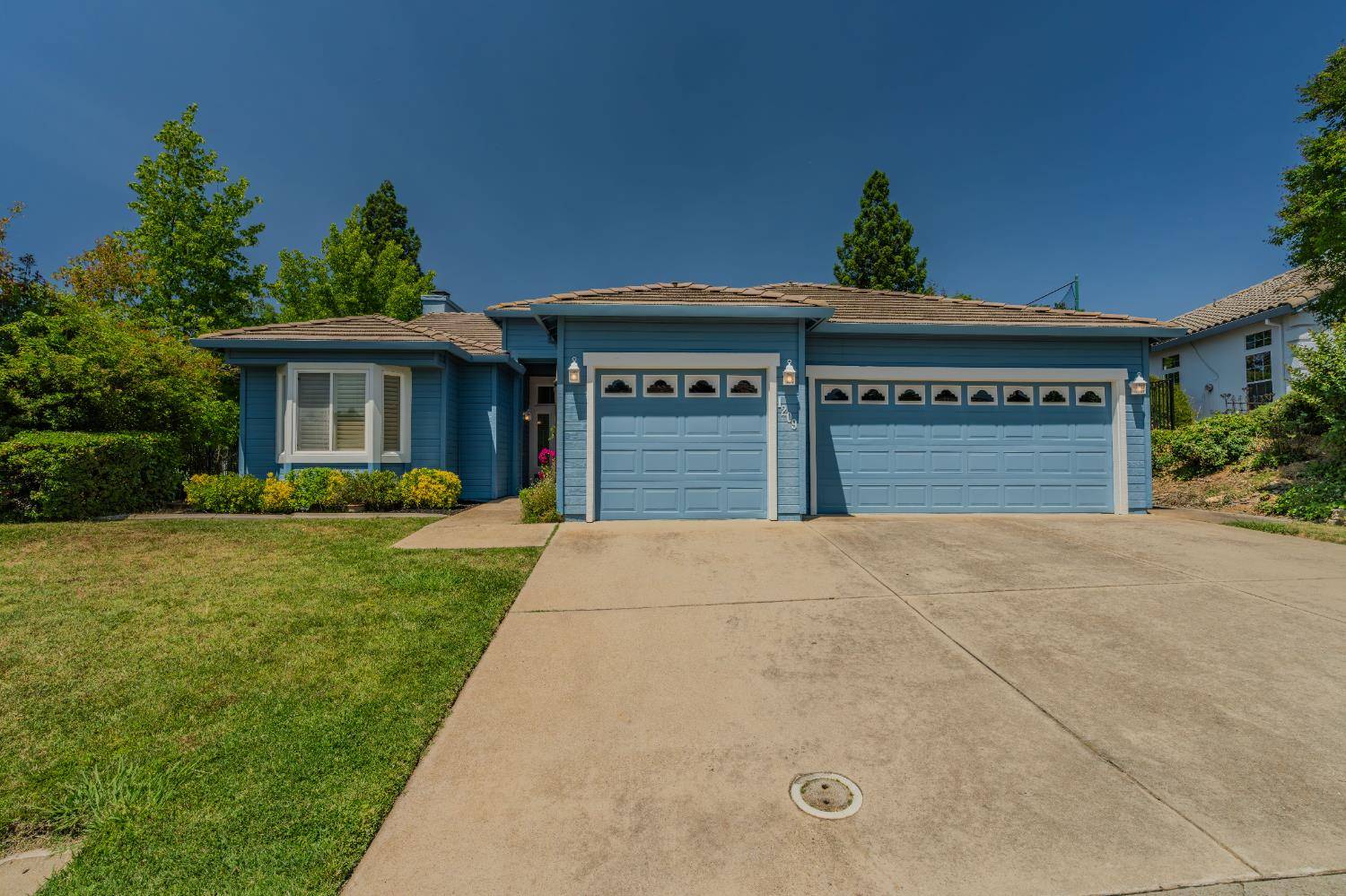 Ione, CA 95640,1209 Oakview DR