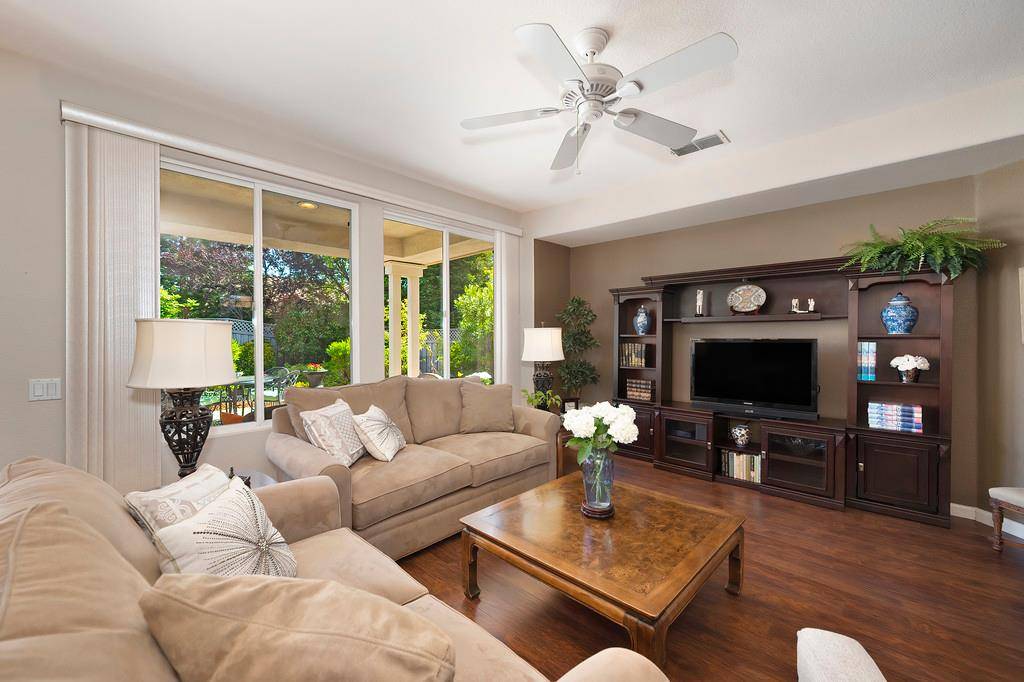 Roseville, CA 95747,6065 Buggy Whip LN