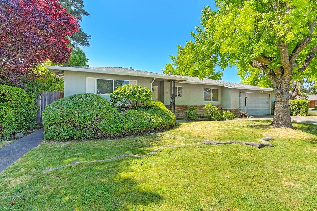 Sacramento, CA 95831,2 Springbrook CIR