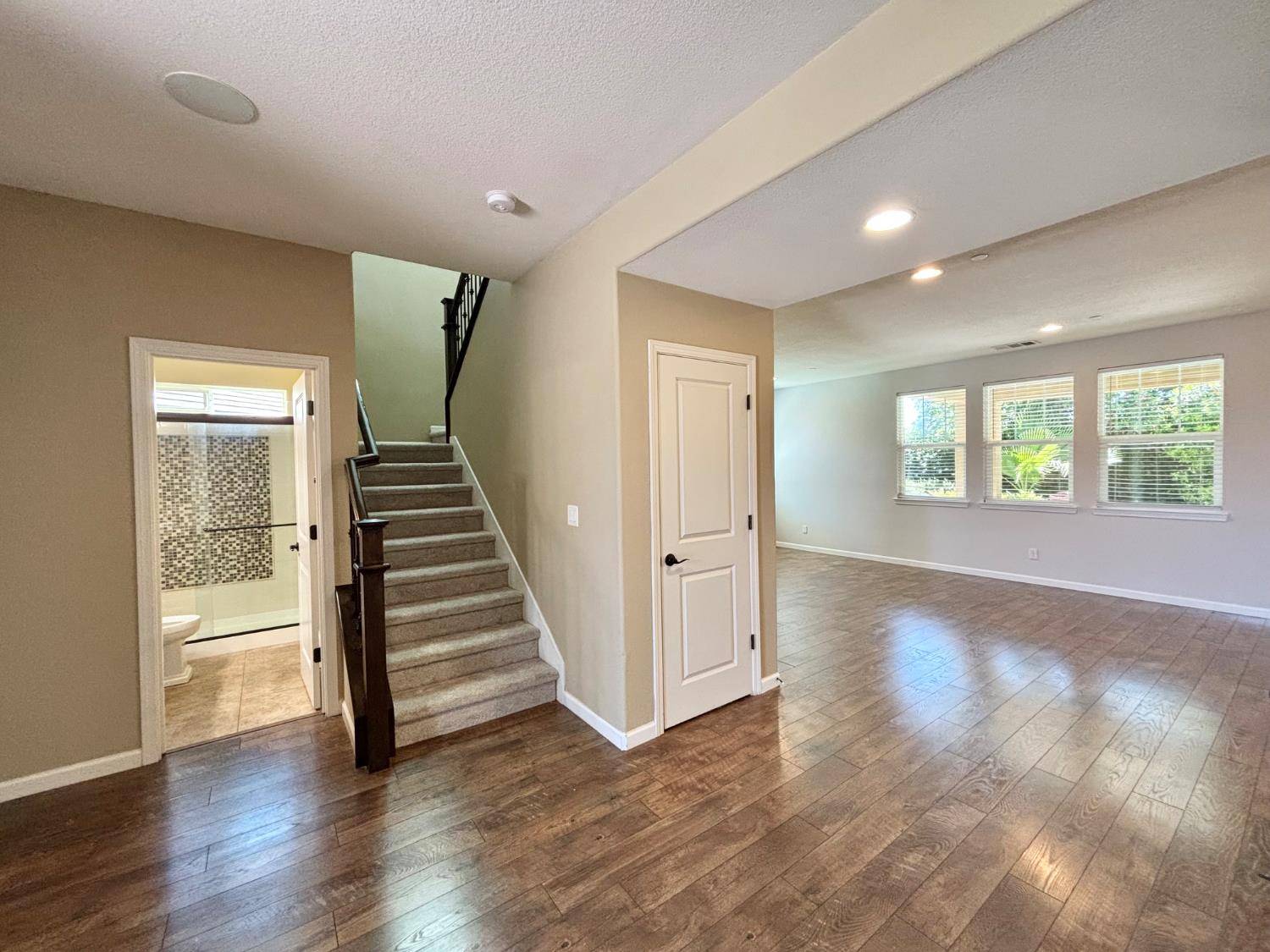 Stockton, CA 95212,10311 Petty LN