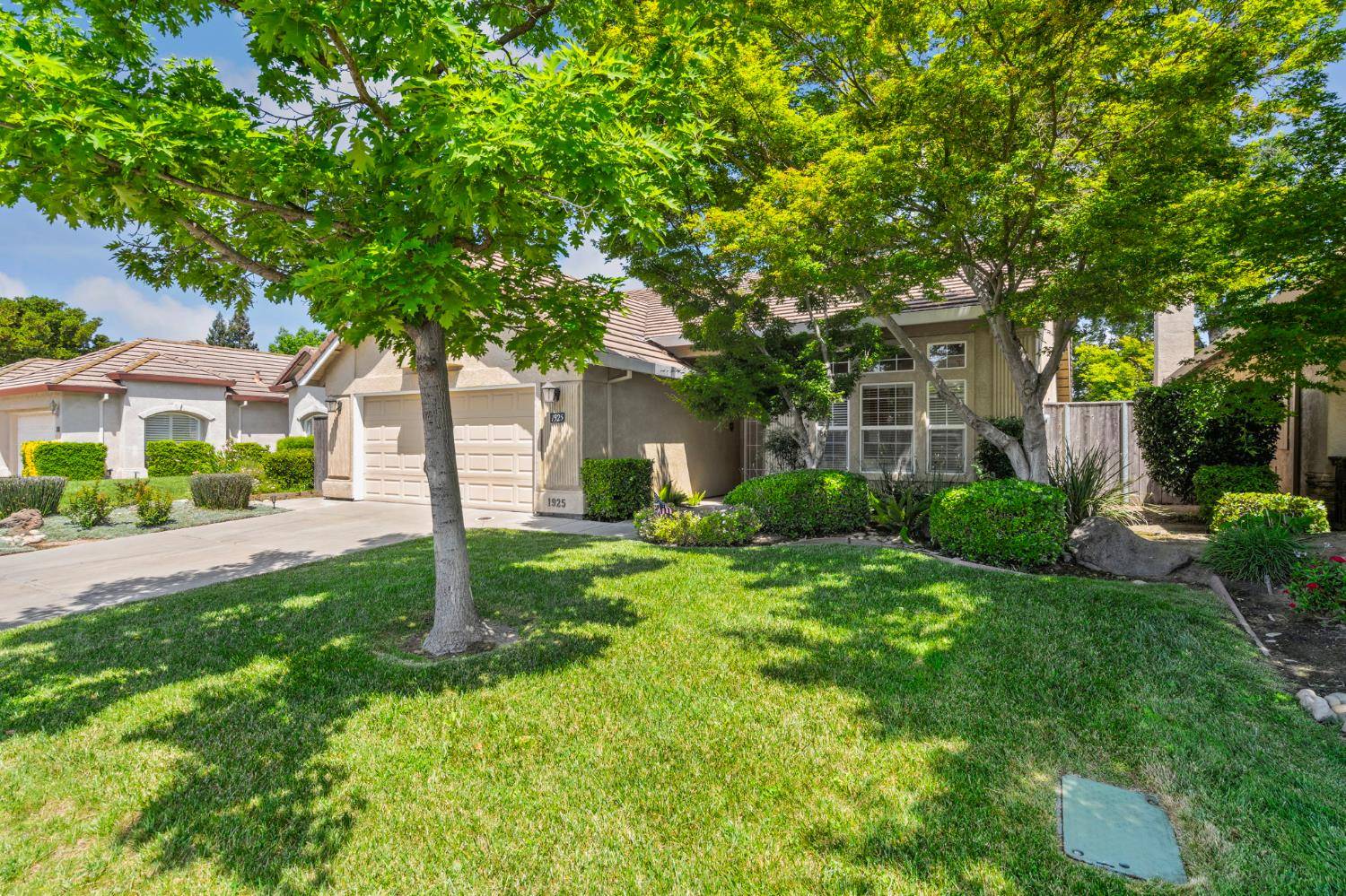 Lodi, CA 95242,1925 Crystalwood LN