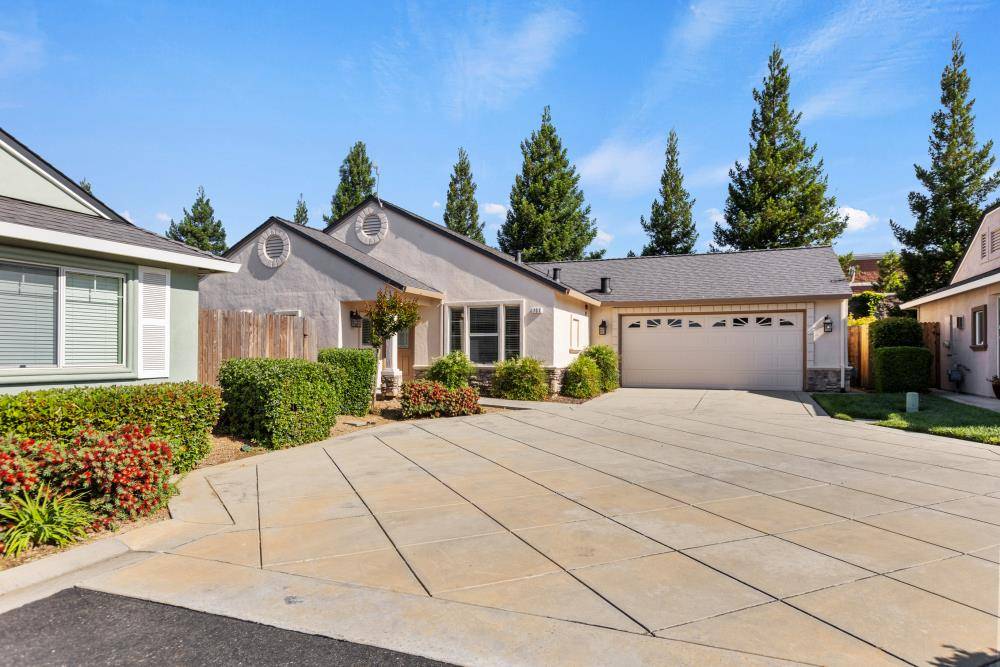 Galt, CA 95632,737 Young CT