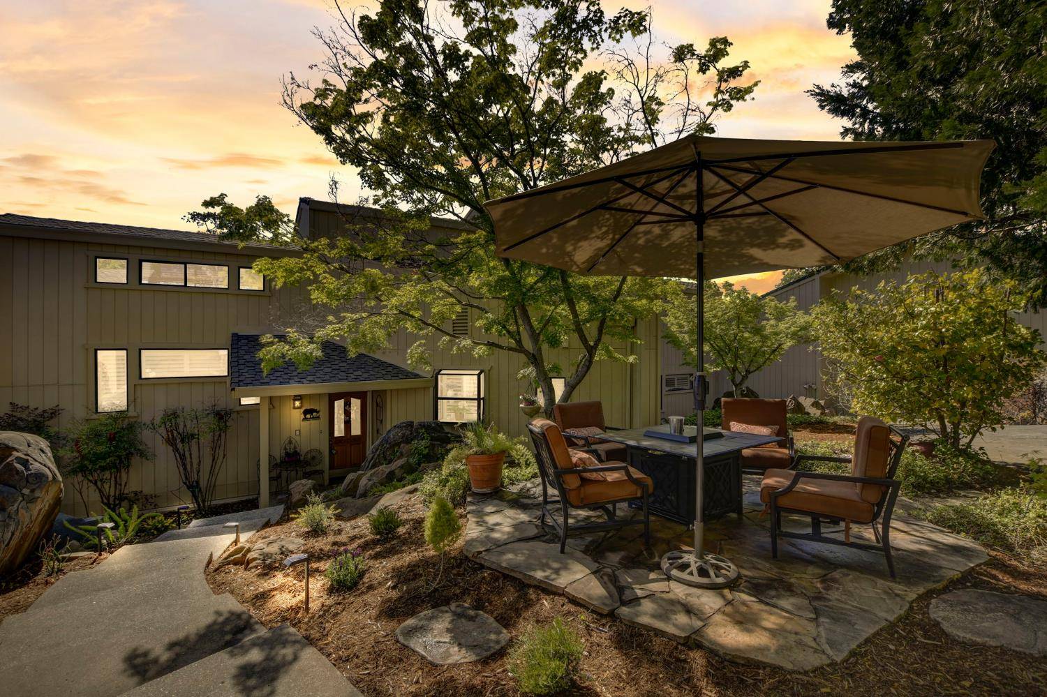 Auburn, CA 95602,6165 Viewridge DR