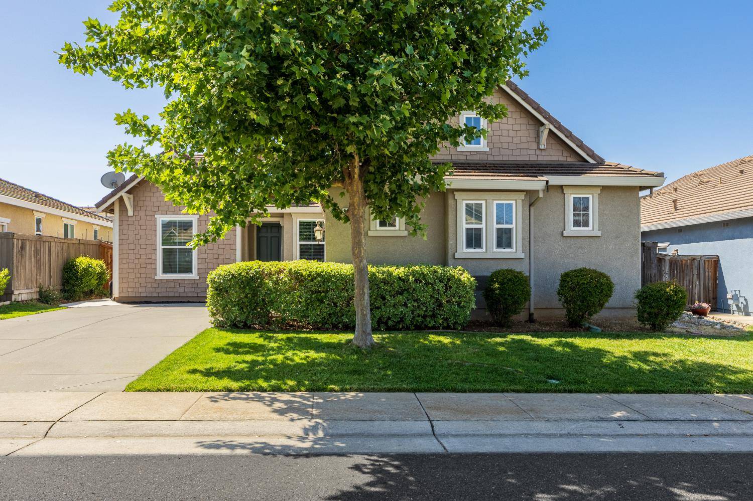 Rancho Cordova, CA 95742,5425 Mossy Stone WAY