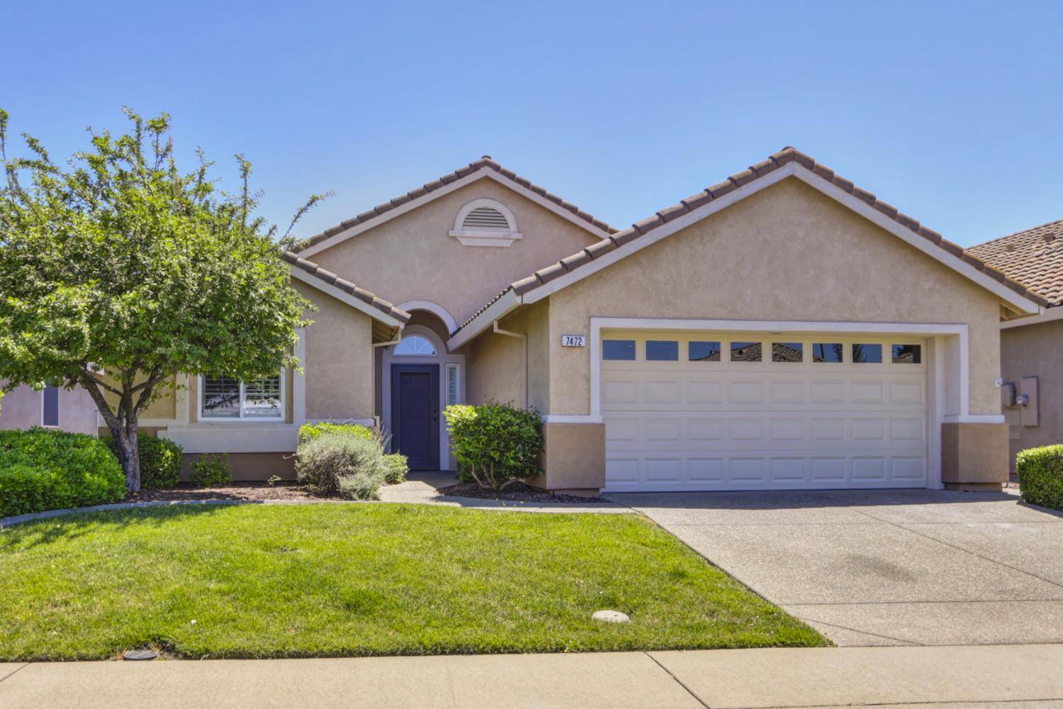 Roseville, CA 95747,7472 School House LN