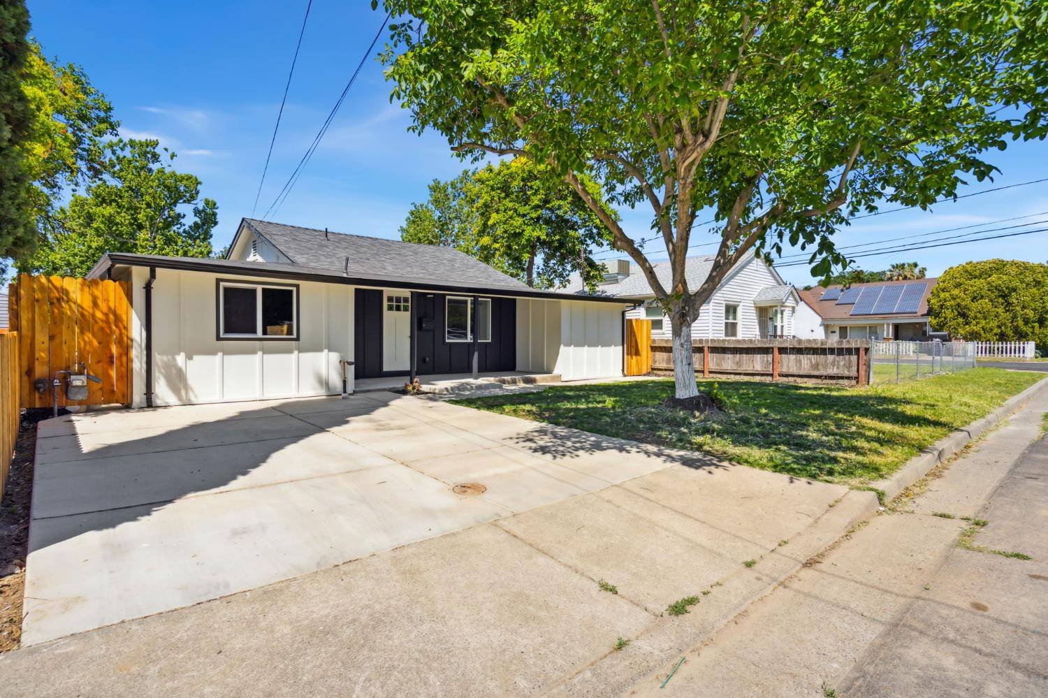 West Sacramento, CA 95605,604 Myrtle AVE