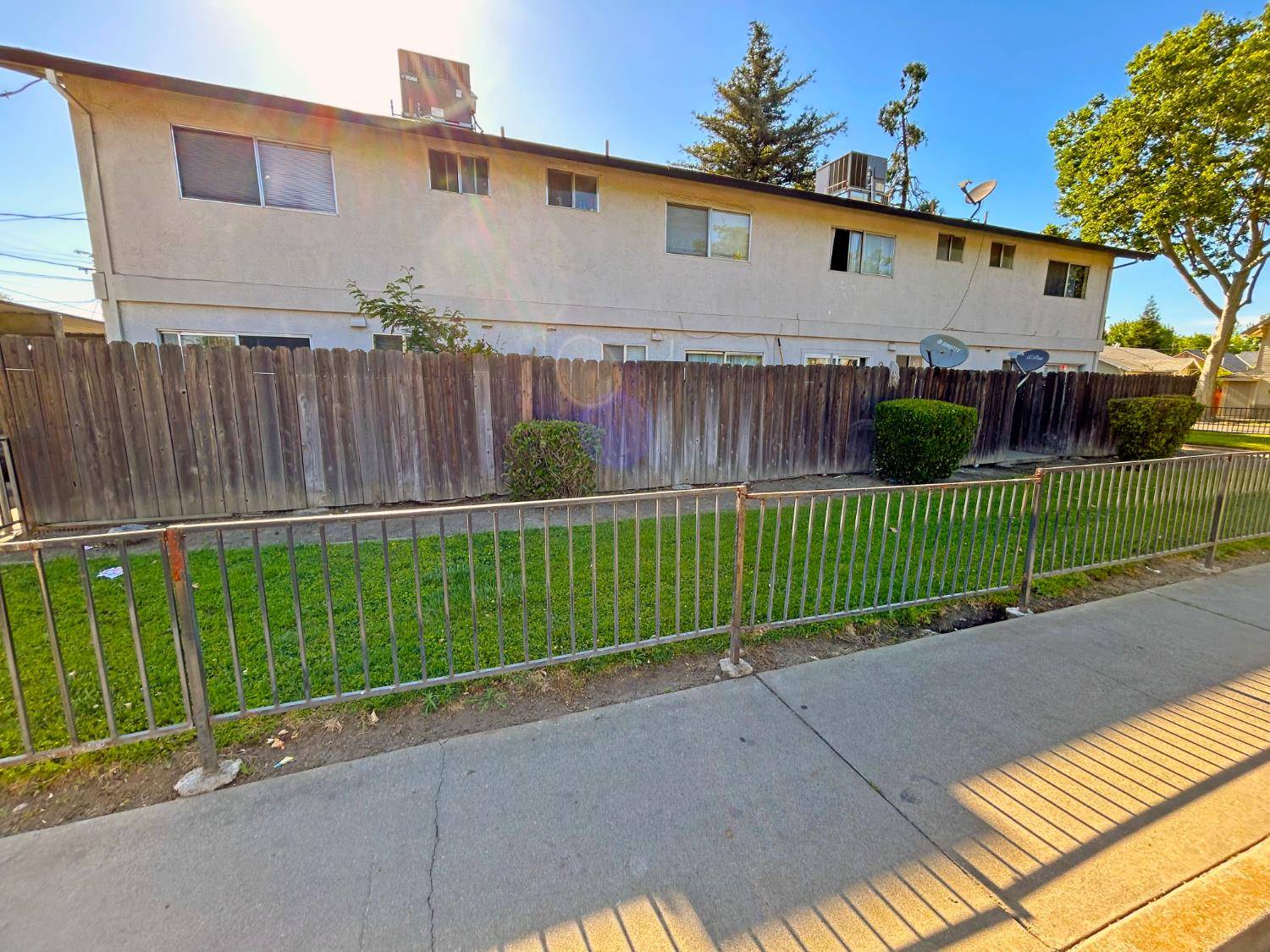 Lodi, CA 95240,442 Eden ST